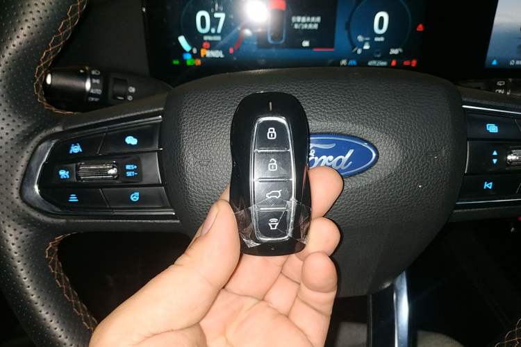 Used Ford Equator Sport 2025 EcoBoost 170 Prestige PLUS Interior 1