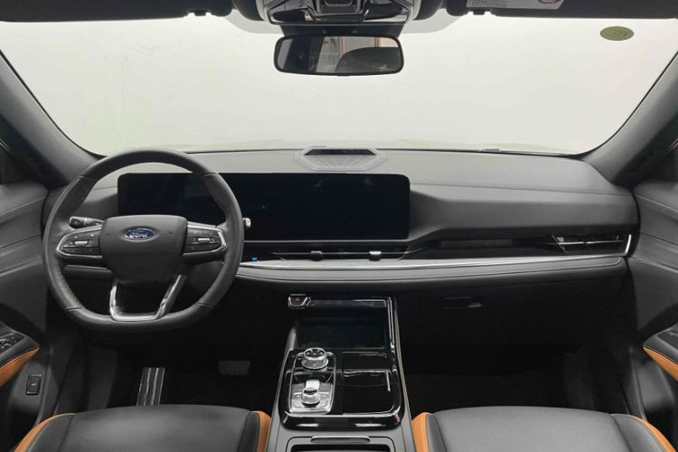 Used Ford Equator Sport 2025 EcoBoost 170 Prestige PLUS Interior 2