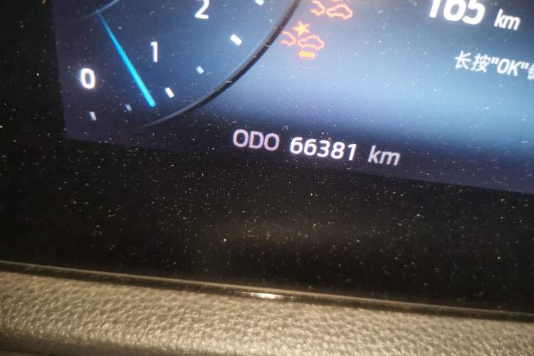 Used Ford Equator Sport 2022 EcoBoost 170 Platinum Edition Odometer Close Up
