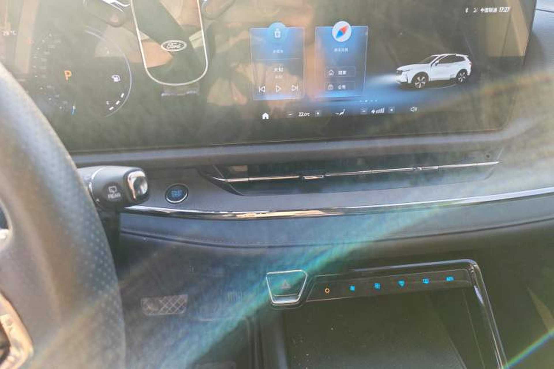 Used Ford Equator Sport 2022 EcoBoost 170 Platinum Edition Audio And AC Panel