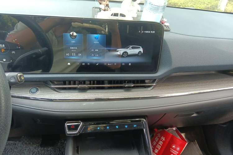 Used Ford Equator Sport 2022 Facelift EcoBoost 170 Prestige Model Audio And AC Panel