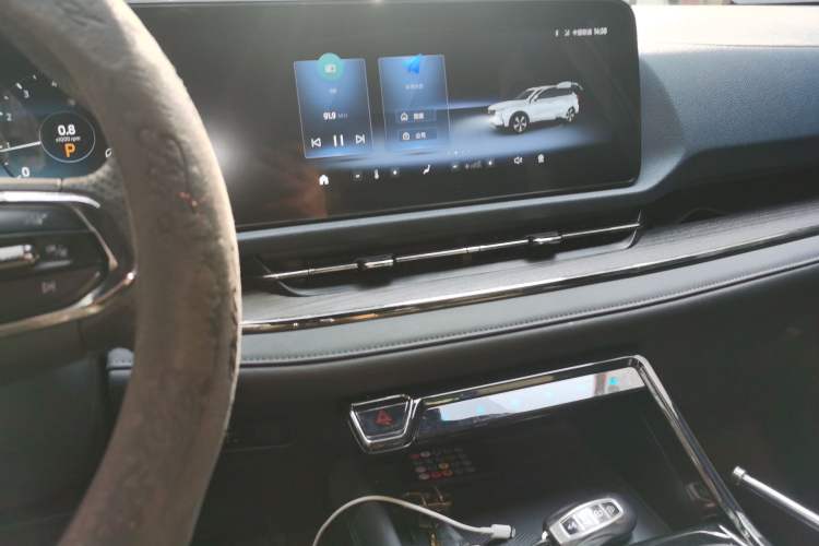 Used Ford Equator Sport 2022 Facelift EcoBoost 170 Prestige Model Audio And AC Panel