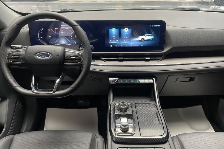 Used Ford Equator Sport 2022 EcoBoost 170 Platinum Edition Audio And AC Panel