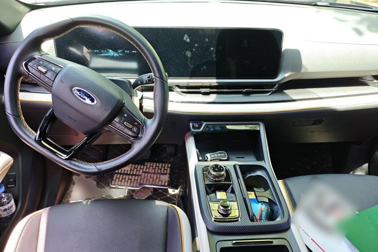 Used Ford Equator Sport 2022 Edge EcoBoost 170 Light & Shadow Center Console