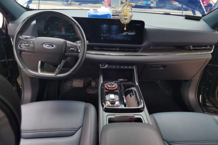 Used Ford Equator Sport 2022 Facelift EcoBoost 170 Prestige Model Center Console