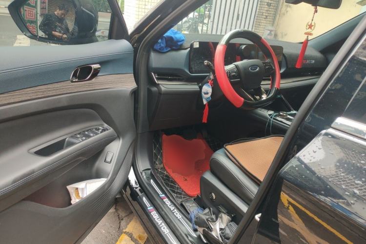 Used Ford Equator Sport 2022 EcoBoost 170 Premier Edition Driver Seat