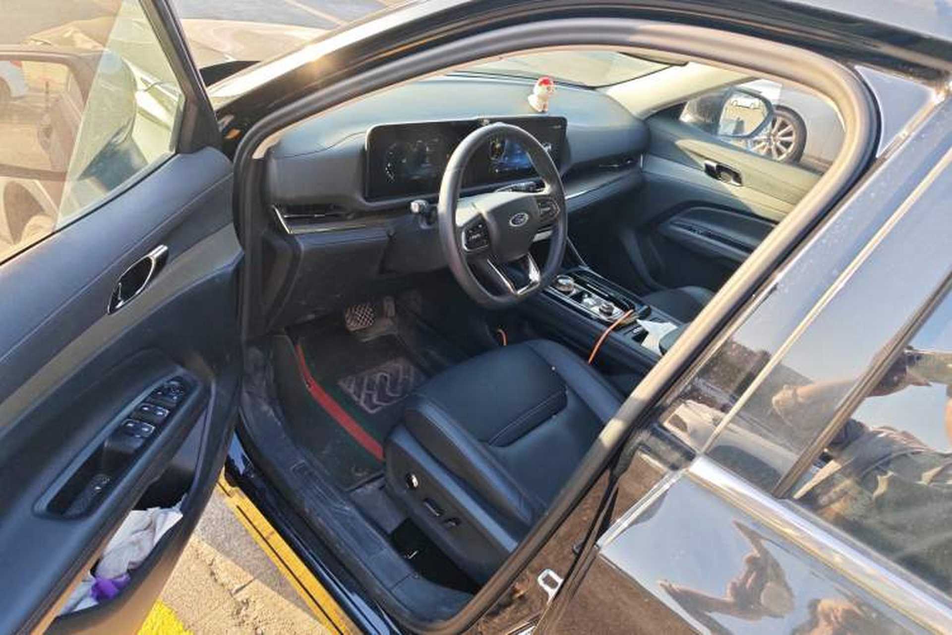 Used Ford Equator Sport 2022 EcoBoost 170 Platinum Edition Driver Seat