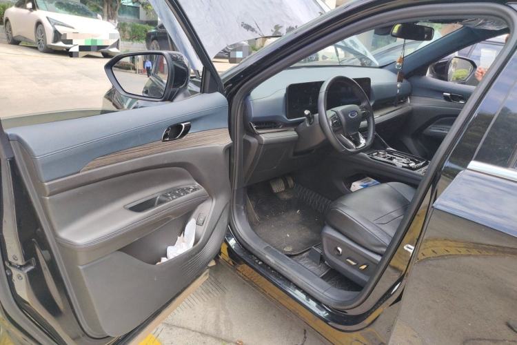 Used Ford Equator Sport 2022 Facelift EcoBoost 170 Prestige Model Driver Seat