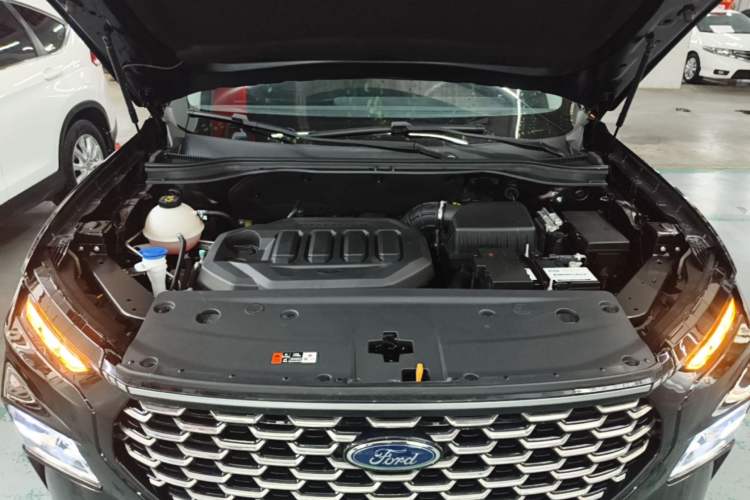 Used Ford Equator Sport 2022 EcoBoost 170 Platinum Edition Engine Bay