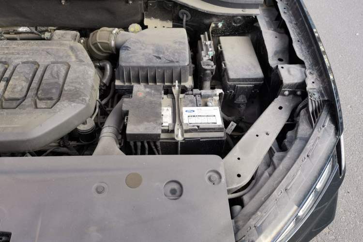 Used Ford Equator Sport 2022 Facelift EcoBoost 170 Prestige Model Engine Bay Left
