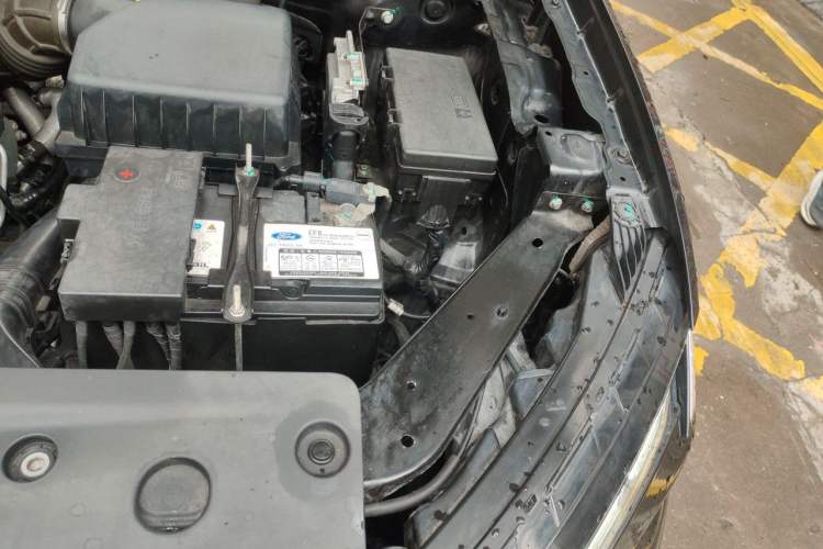 Used Ford Equator Sport 2022 EcoBoost 170 Premier Edition Engine Bay Left