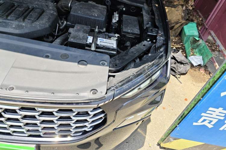 Used Ford Equator Sport 2022 EcoBoost 170 Premier Edition Engine Bay Left