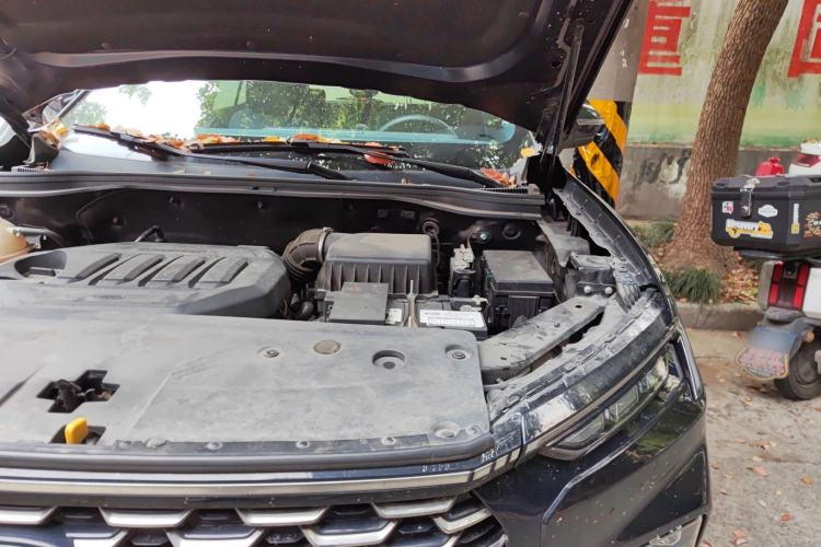Used Ford Equator Sport 2022 Facelift EcoBoost 170 Prestige Model Engine Bay Left