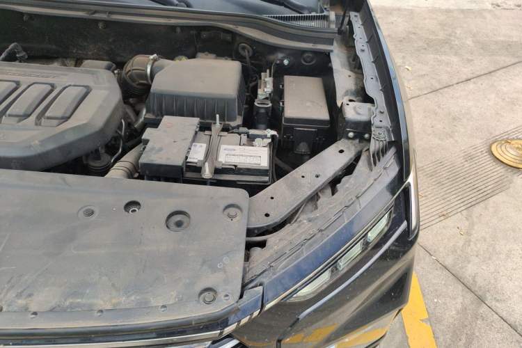 Used Ford Equator Sport 2022 Facelift EcoBoost 170 Prestige Model Engine Bay Left