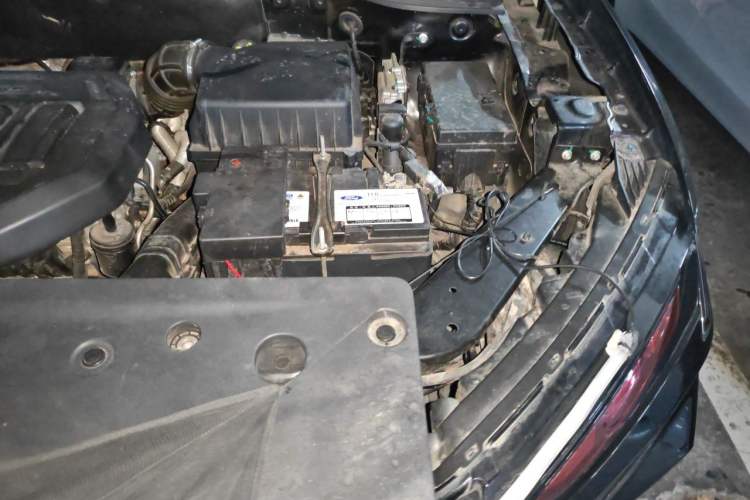 Used Ford Equator Sport 2022 EcoBoost 170 Premier Edition Engine Bay Left
