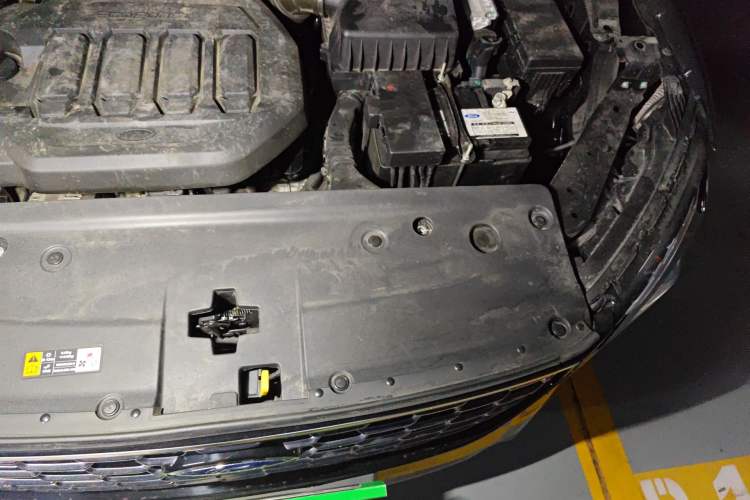 Used Ford Equator Sport 2022 EcoBoost 170 Platinum Edition Engine Bay Left