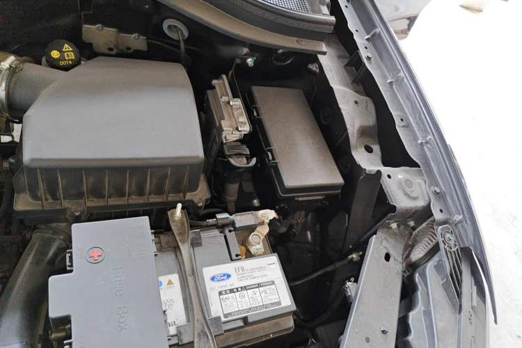 Used Ford Equator Sport 2022 Facelift EcoBoost 170 Prestige Model Engine Bay Left