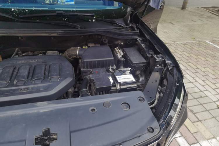 Used Ford Equator Sport 2022 Facelift EcoBoost 170 Prestige Model Engine Bay Left