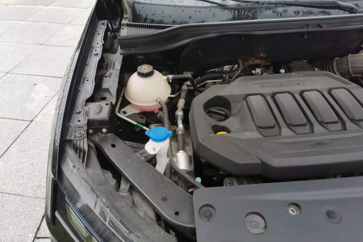 Used Ford Equator Sport 2022 EcoBoost 170 Platinum Edition Engine Bay Right