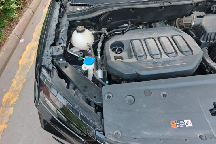 Used Ford Equator Sport 2022 EcoBoost 170 Platinum Edition Engine Bay Right