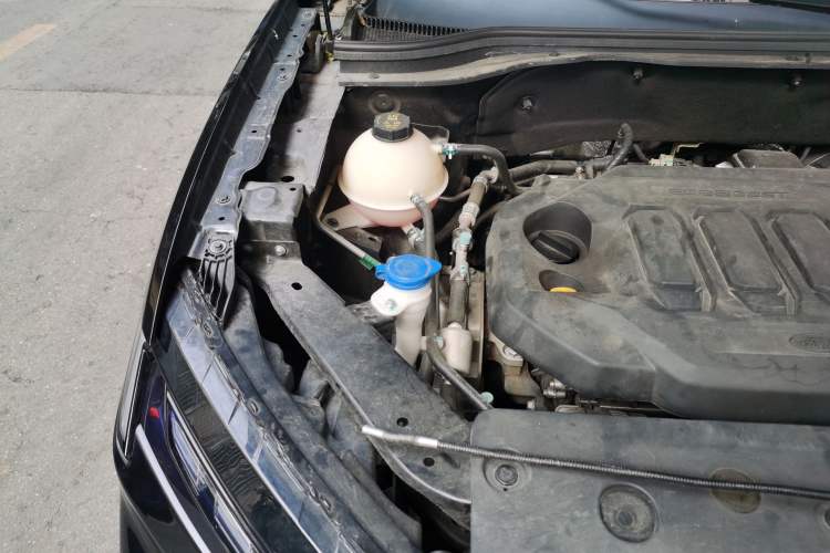 Used Ford Equator Sport 2022 Facelift EcoBoost 170 Prestige Model Engine Bay Right