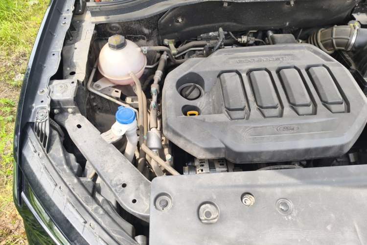 Used Ford Equator Sport 2022 EcoBoost 170 Platinum Edition Engine Bay Right