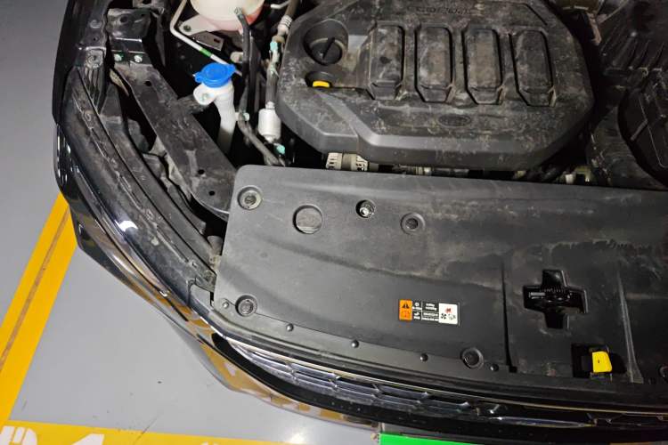 Used Ford Equator Sport 2022 EcoBoost 170 Platinum Edition Engine Bay Right