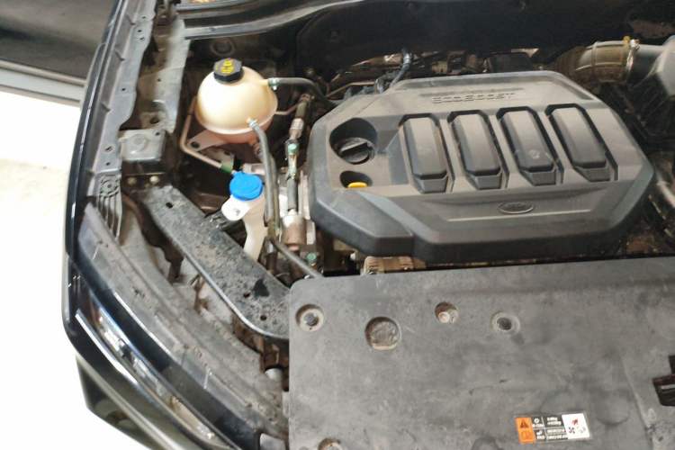 Used Ford Equator Sport 2022 Facelift EcoBoost 170 Prestige Model Engine Bay Right