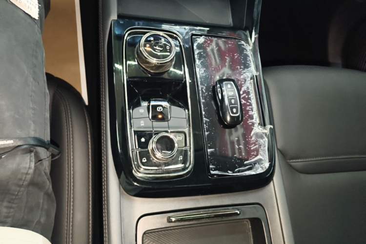 Used Ford Equator Sport 2022 EcoBoost 170 Platinum Edition Gear Lever