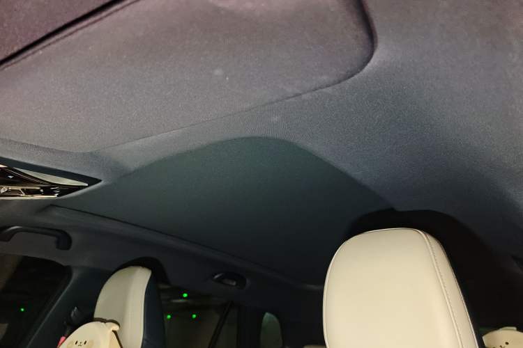 Used Ford Equator Sport 2022 Facelift EcoBoost 170 Prestige Model Headliner