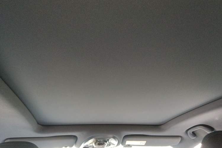 Used Ford Equator Sport 2022 Facelift EcoBoost 170 Prestige Model Headliner