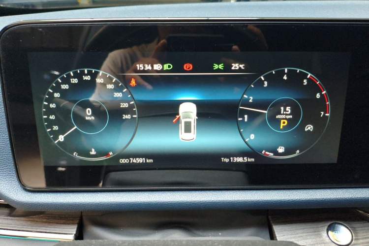 Used Ford Equator Sport 2022 Facelift EcoBoost 170 Prestige Model Instrument Cluster