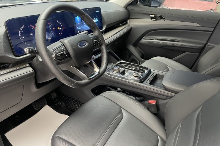 Used Ford Equator Sport 2022 EcoBoost 170 Platinum Edition Interior 1