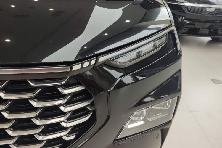 Used Ford Equator Sport 2022 Facelift EcoBoost 170 Prestige Model Left Front Headlight