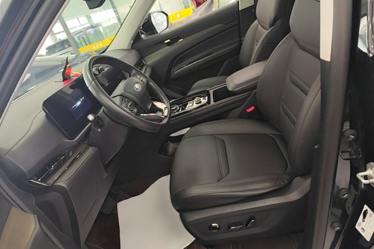 Used Ford Equator Sport 2022 EcoBoost 170 Premier Edition Left Front Seat
