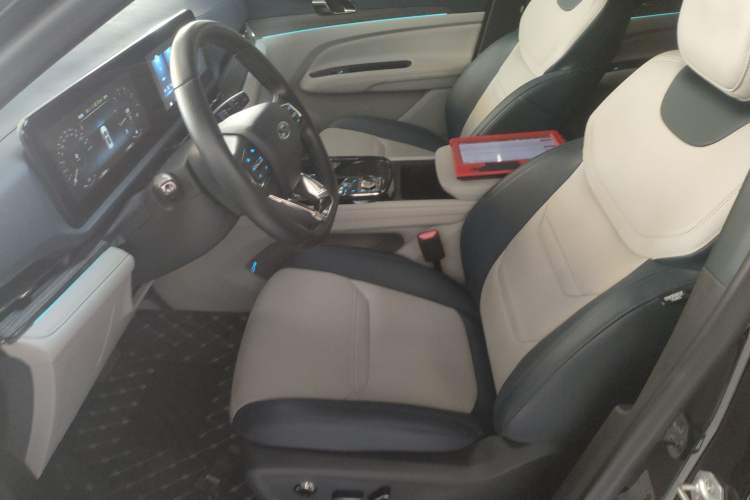 Used Ford Equator Sport 2022 Facelift EcoBoost 170 Prestige Model Left Front Seat