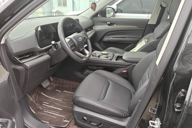 Used Ford Equator Sport 2022 EcoBoost 170 Platinum Edition Left Front Seat