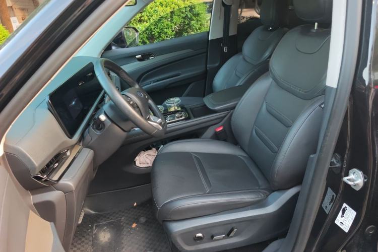 Used Ford Equator Sport 2022 EcoBoost 170 Platinum Edition Left Front Seat