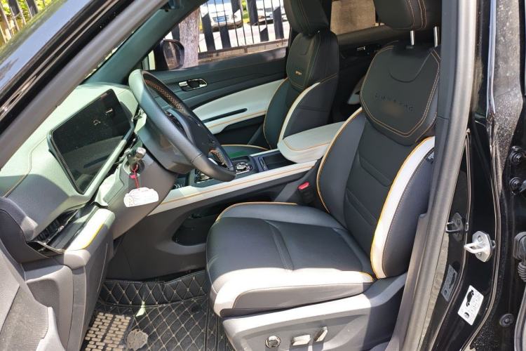 Used Ford Equator Sport 2022 Edge EcoBoost 170 Light & Shadow Left Front Seat