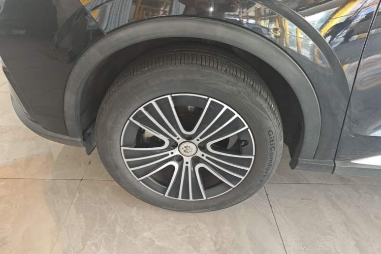 Used Ford Equator Sport 2022 EcoBoost 170 Platinum Edition Left Front Wheel Hub