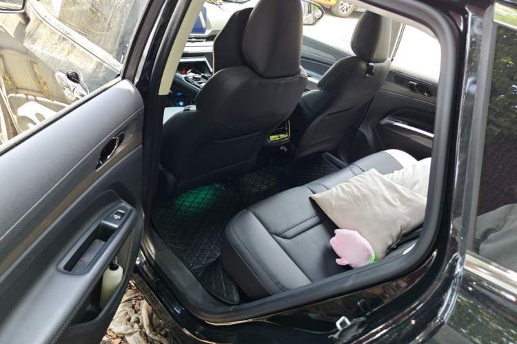Used Ford Equator Sport 2022 EcoBoost 170 Premier Edition Left Rear Seat