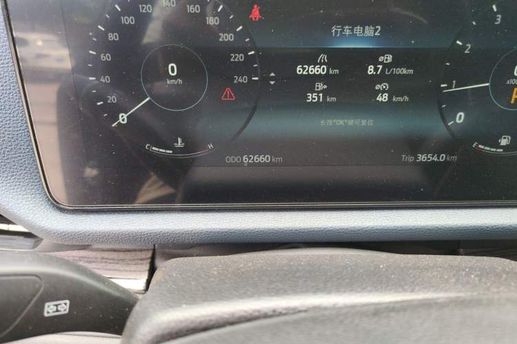 Used Ford Equator Sport 2022 Facelift EcoBoost 170 Prestige Model Odometer Close Up
