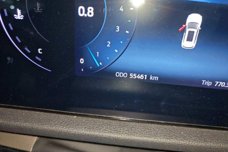 Used Ford Equator Sport 2022 EcoBoost 170 Premier Edition Odometer Close Up