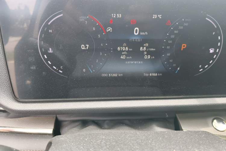 Used Ford Equator Sport 2022 EcoBoost 170 Platinum Edition Odometer Close Up