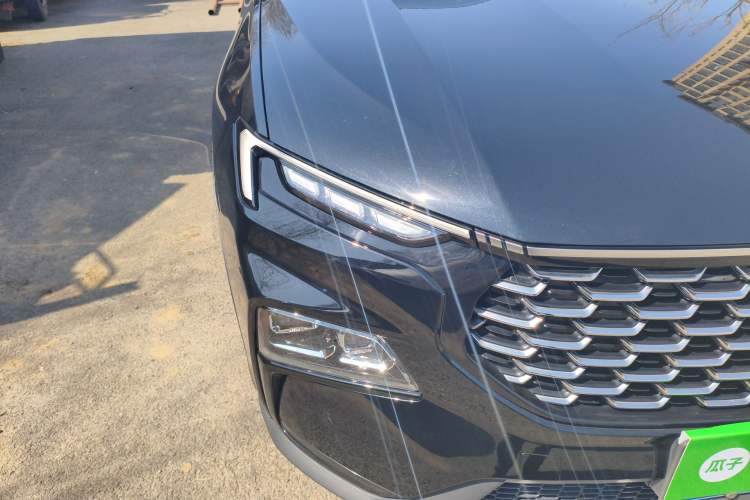 Used Ford Equator Sport 2022 EcoBoost 170 Platinum Edition Right Front Headlight