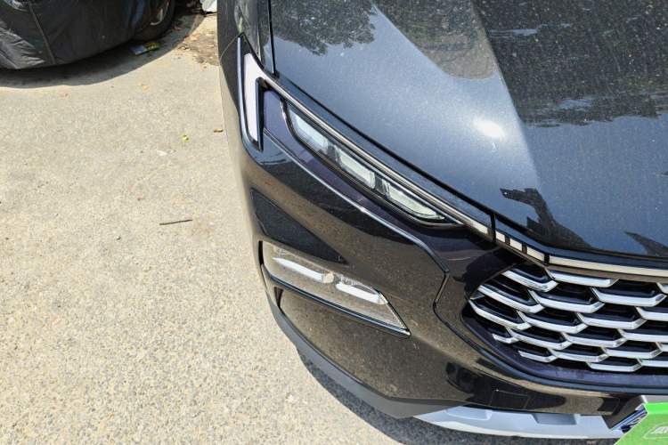 Used Ford Equator Sport 2022 EcoBoost 170 Premier Edition Right Front Headlight