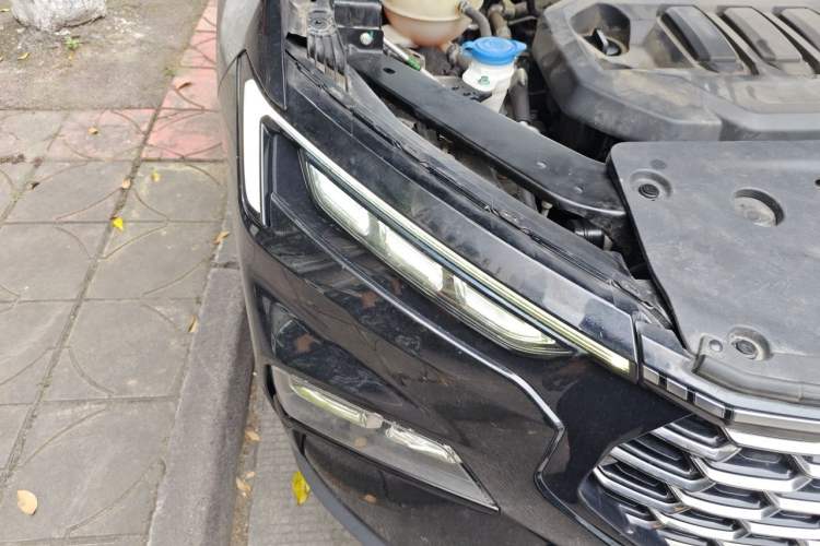 Used Ford Equator Sport 2022 EcoBoost 170 Premier Edition Right Front Headlight