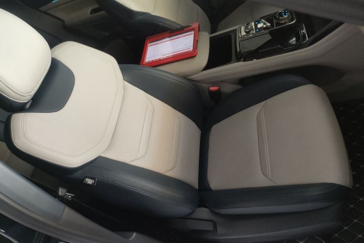 Used Ford Equator Sport 2022 Facelift EcoBoost 170 Prestige Model Right Front Seat