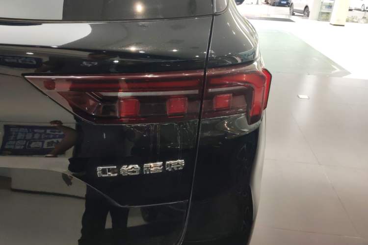 Used Ford Equator Sport 2022 Facelift EcoBoost 170 Prestige Model Exterior 3