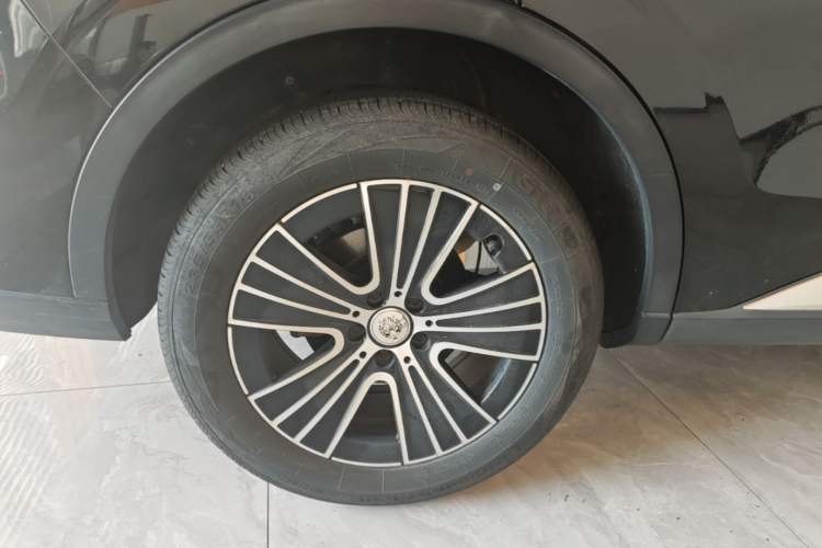 Used Ford Equator Sport 2022 EcoBoost 170 Platinum Edition Right Rear Wheel Hub